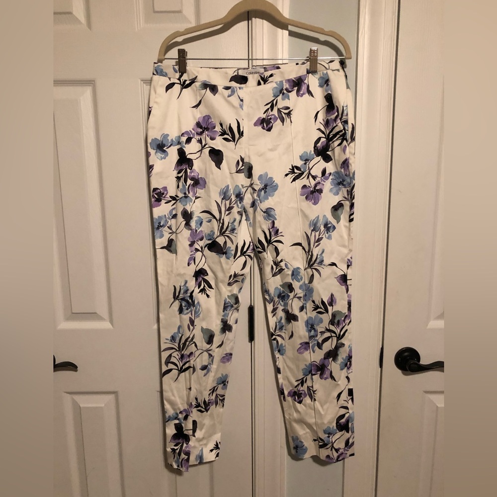 Calvin Klein NWT Never Worn Purple Floral Dress/Work Pants. Size 8.